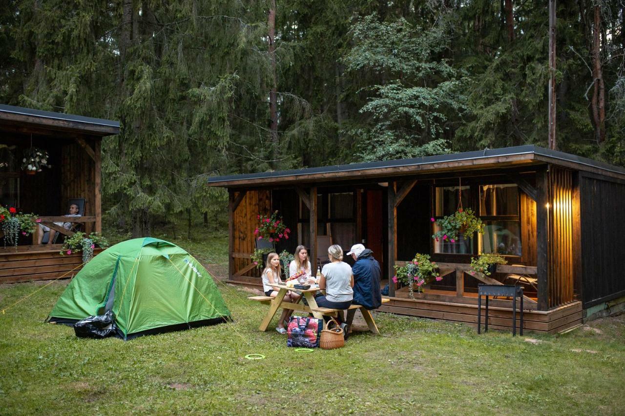 Lodge "Ezisa Midzina" Ķegums Exterior foto